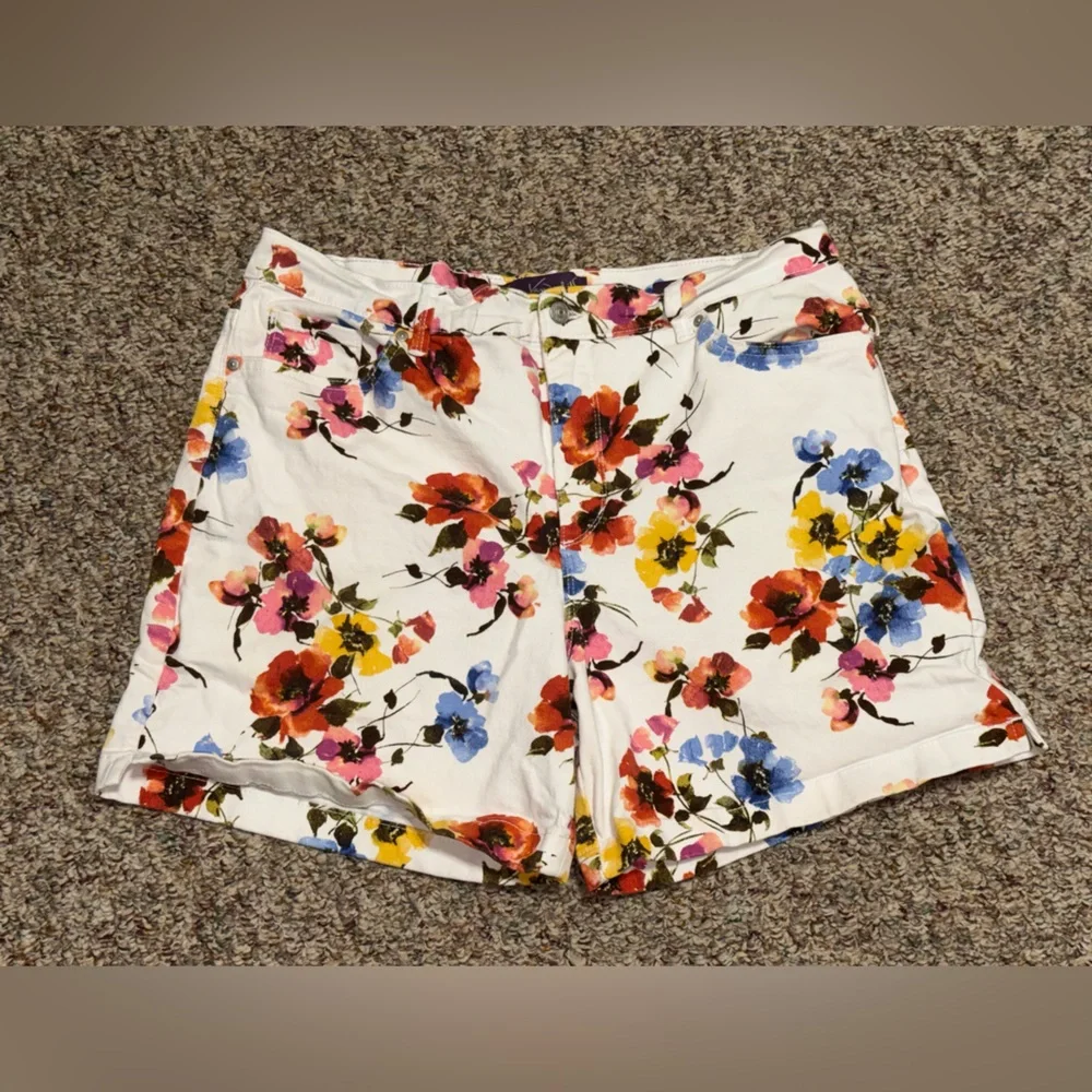 Women's plus size 16 Gloria Vanderbilt Floral Women's Shorts flowers summer